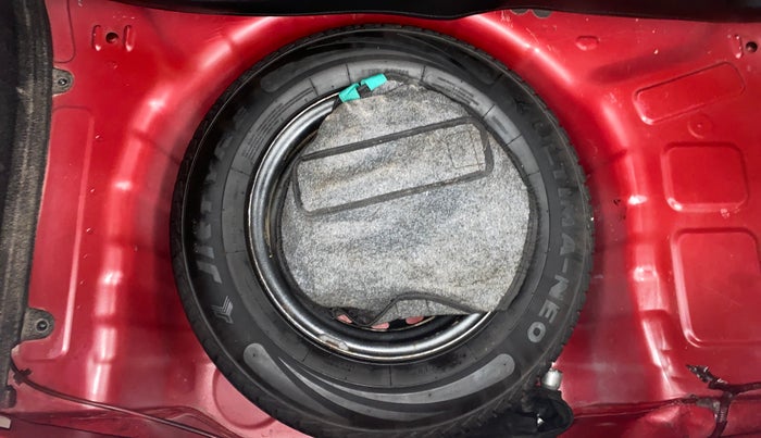 2019 Hyundai NEW SANTRO MAGNA, Petrol, Manual, 1,22,723 km, Spare Tyre