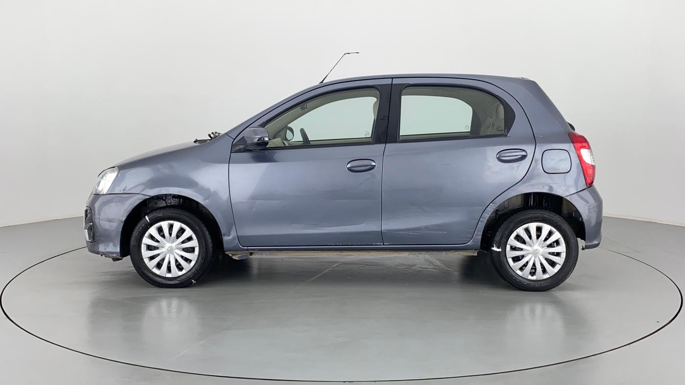 2019 Toyota Etios Liva V, Petrol, Manual, 31,719 km, Left Side