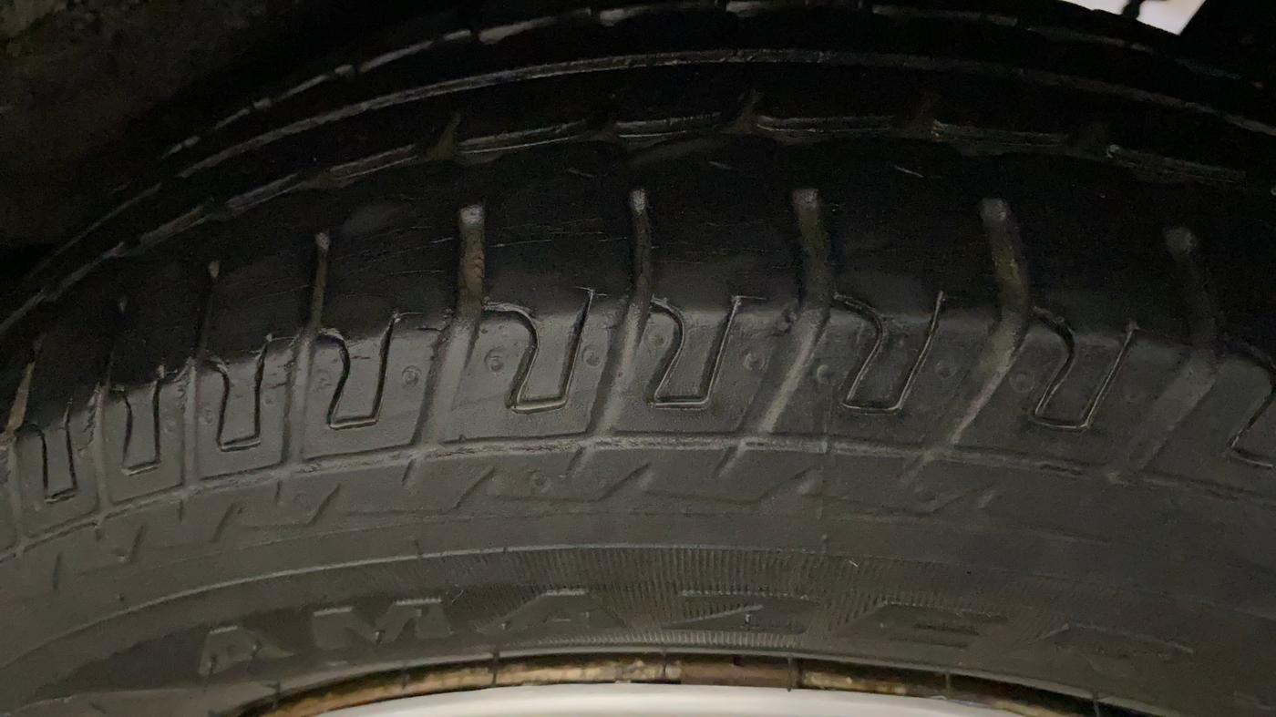 2018 Maruti Wagon R 1.0 LXI CNG, CNG, Manual, 68,053 km, Left Rear Tyre Tread