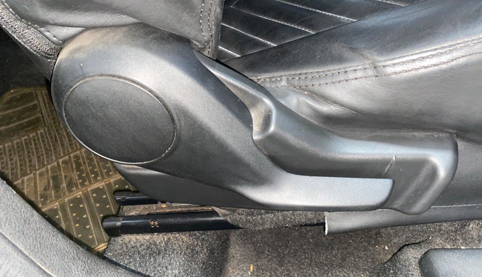 2018 Maruti Baleno DELTA PETROL 1.2, Petrol, Manual, 22,294 km, Driver Side Adjustment Panel