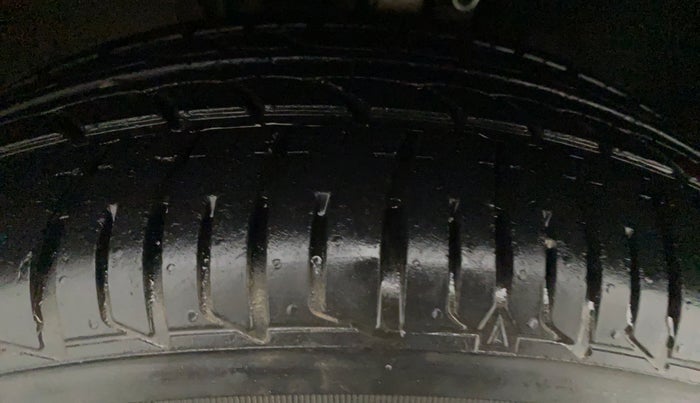 2015 Volkswagen Polo GT TSI AT, Petrol, Automatic, 93,594 km, Left Rear Tyre Tread