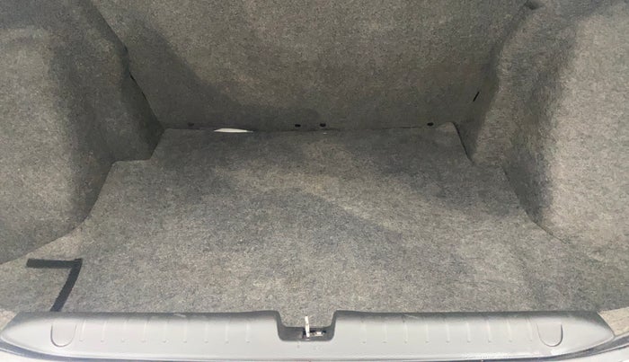 2018 Honda Amaze 1.2L I-VTEC VX, Petrol, Manual, 45,884 km, Boot Inside