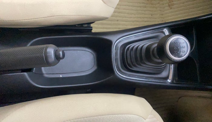 2018 Honda Amaze 1.2L I-VTEC VX, Petrol, Manual, 45,884 km, Gear Lever