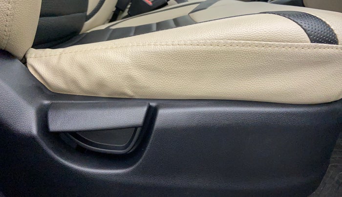 2018 Hyundai NEW SANTRO 1.1 SPORTS AMT, Petrol, Automatic, 20,217 km, Driver Side Adjustment Panel