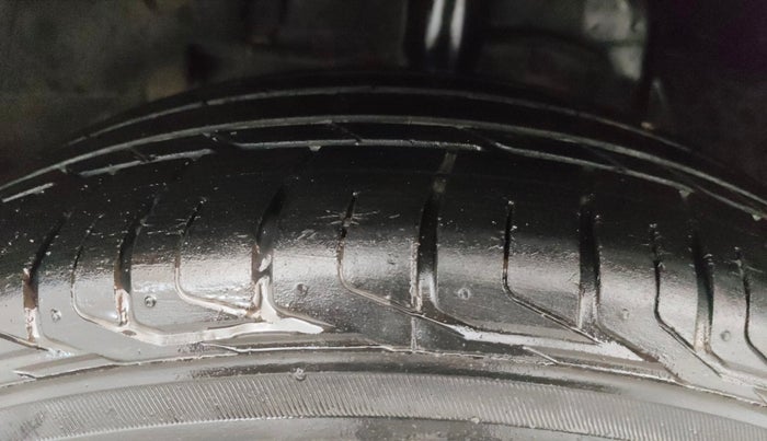 2021 Tata NEXON XZA PLUS SUNROOF PETROL, Petrol, Automatic, 22,944 km, Left Front Tyre Tread