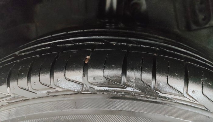 2021 Tata NEXON XZA PLUS SUNROOF PETROL, Petrol, Automatic, 22,944 km, Right Rear Tyre Tread