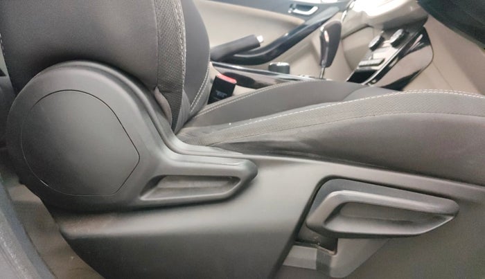 2021 Tata NEXON XZA PLUS SUNROOF PETROL, Petrol, Automatic, 22,944 km, Driver Side Adjustment Panel