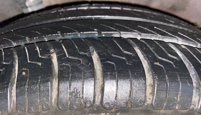 2014 Honda Amaze 1.2L I-VTEC VX, Petrol, Manual, 49,782 km, Right Rear Tyre Tread