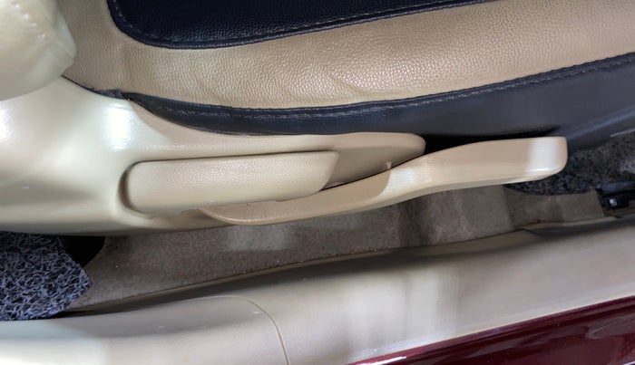 2014 Honda Amaze 1.2L I-VTEC VX, Petrol, Manual, 49,782 km, Driver Side Adjustment Panel