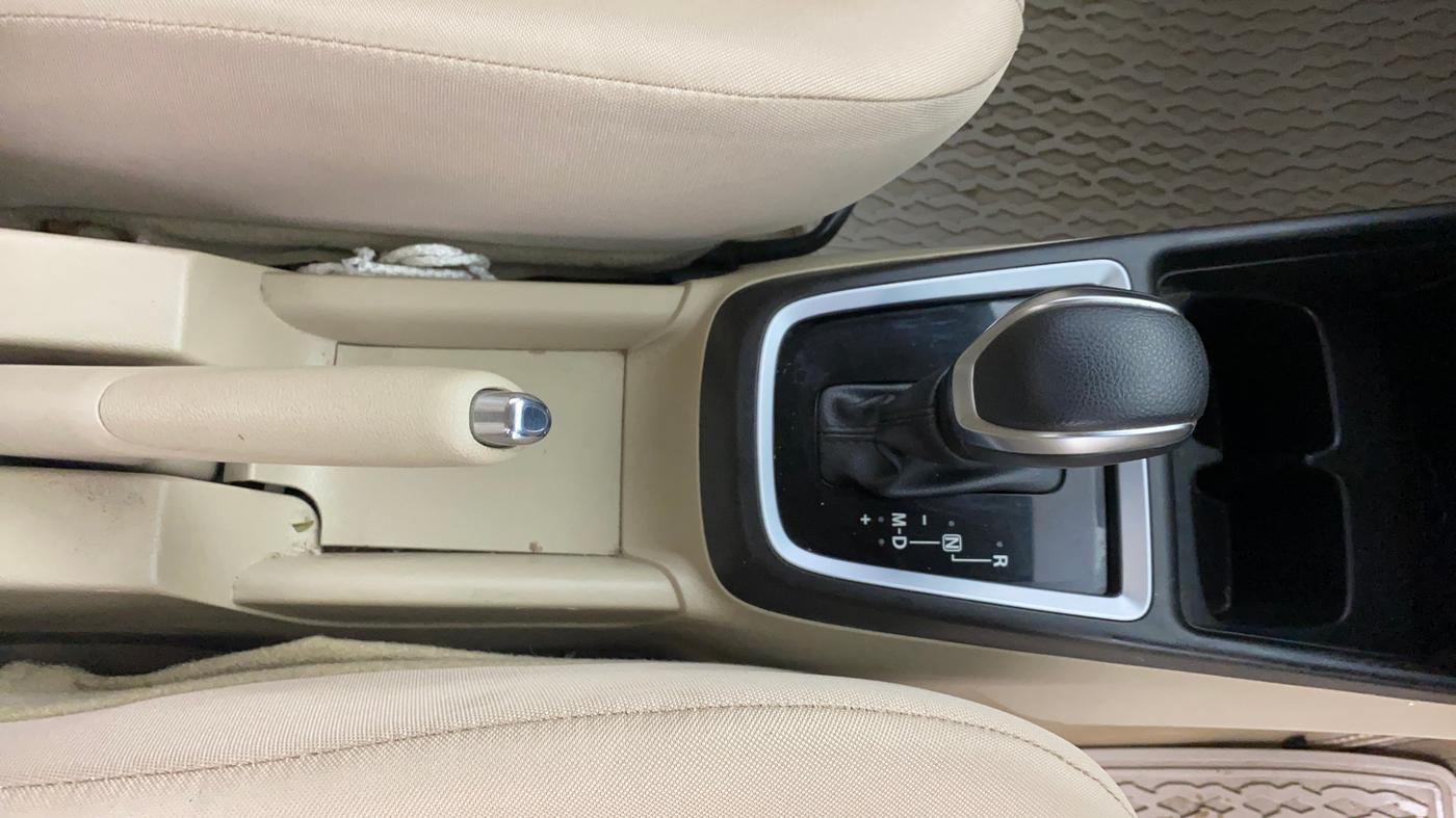 2020 Maruti Dzire VXI AMT, Petrol, Automatic, 36,501 km, Gear Lever