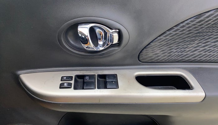 2017 Nissan Micra XV CVT, Petrol, Automatic, 39,108 km, Driver Side Door Panels Control