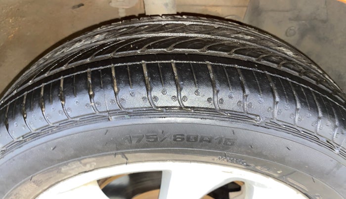 2017 Nissan Micra XV CVT, Petrol, Automatic, 39,108 km, Right Front Tyre Tread