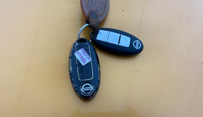 2017 Nissan Micra XV CVT, Petrol, Automatic, 39,108 km, Key Close Up