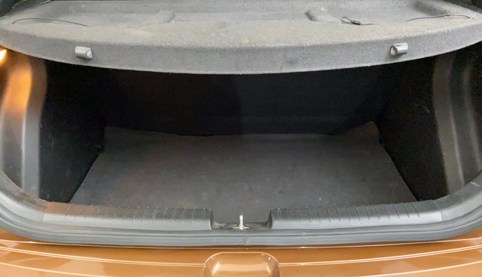2018 Hyundai i20 Active 1.2 S, Petrol, Manual, 88,958 km, Boot Inside