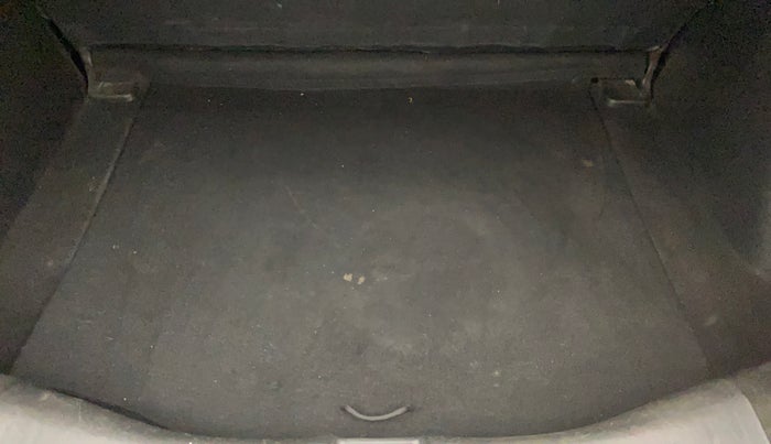 2017 Honda Jazz 1.2L I-VTEC V AT, Petrol, Automatic, 61,616 km, Boot Inside