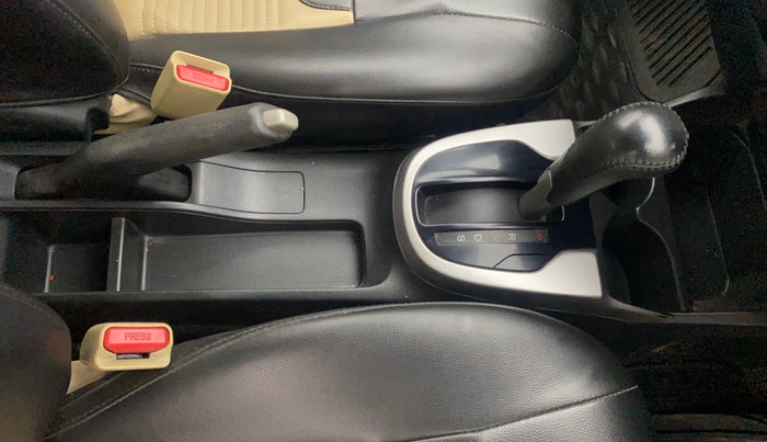 2017 Honda Jazz 1.2L I-VTEC V AT, Petrol, Automatic, 61,616 km, Gear Lever