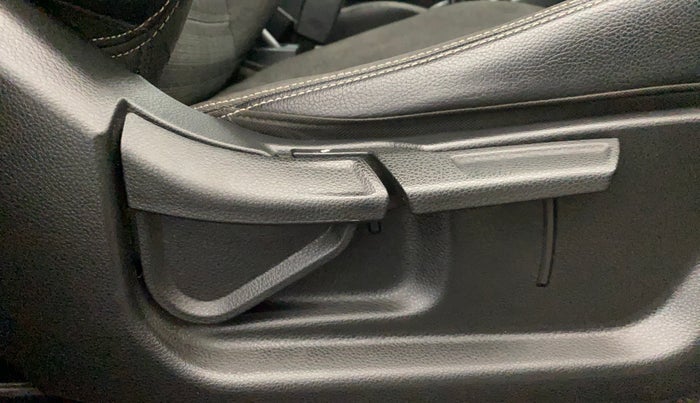 2021 KIA SONET HTK 1.2, Petrol, Manual, 59,028 km, Driver Side Adjustment Panel