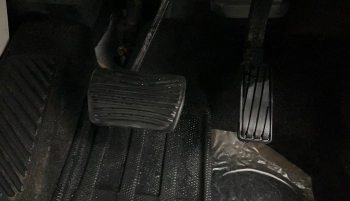 2024 Mahindra XUV 3XO MX2 Pro 1.2 L TCMPFI AT, Petrol, Automatic, 11,056 km, Pedals