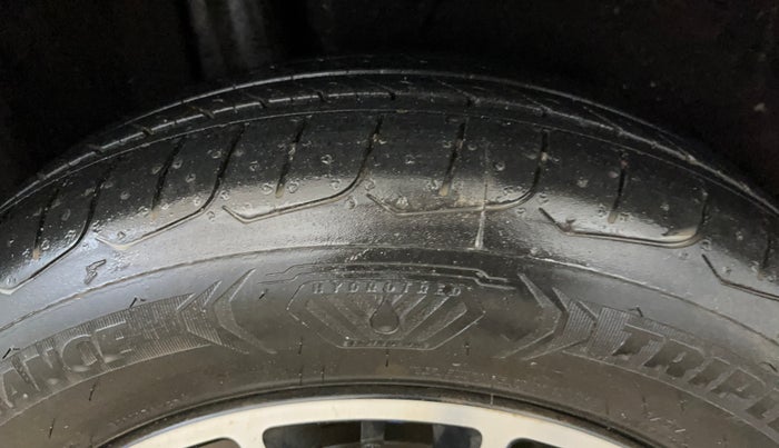 2018 Maruti Baleno DELTA PETROL 1.2, Petrol, Manual, 51,451 km, Right Rear Tyre Tread