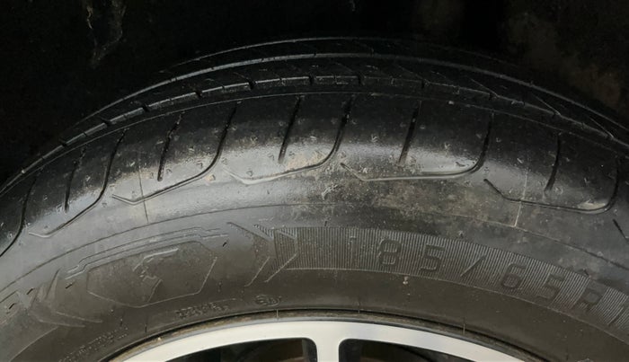 2018 Maruti Baleno DELTA PETROL 1.2, Petrol, Manual, 51,451 km, Left Rear Tyre Tread