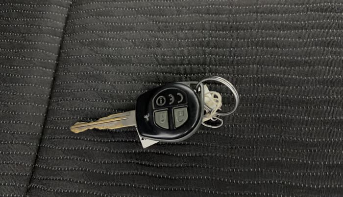 2017 Maruti Baleno DELTA PETROL 1.2, Petrol, Manual, 1,13,029 km, Key Close Up