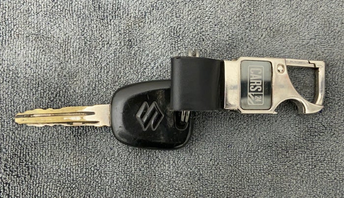 2017 Maruti Alto 800 LXI, Petrol, Manual, 42,931 km, Key Close Up