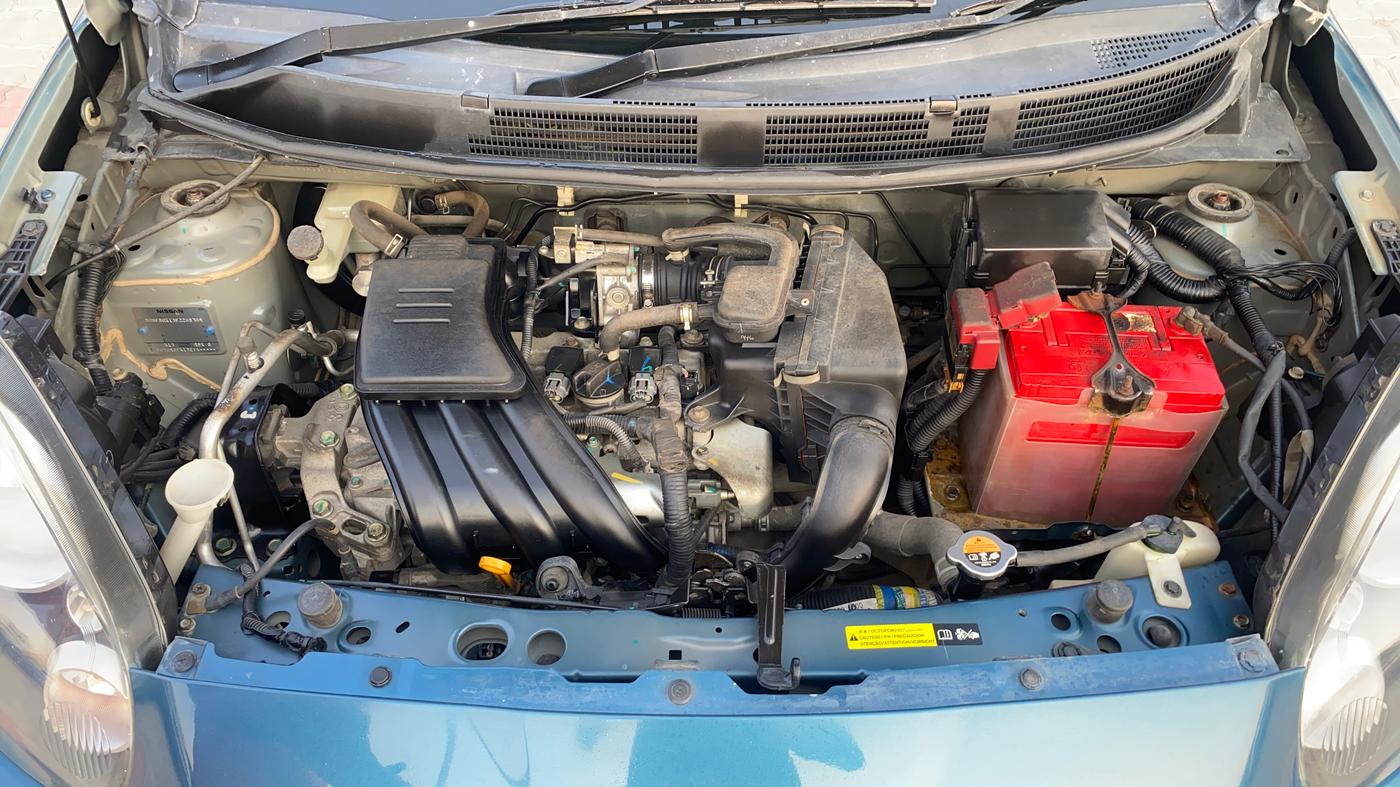 2015 Nissan Micra Active XV, Petrol, Manual, 33,490 km, Engine View