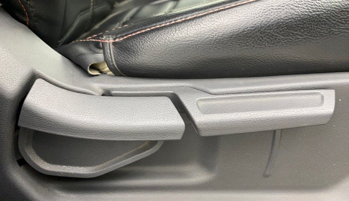 2020 Hyundai AURA SX PLUS 1.2 AMT, Petrol, Automatic, 88,367 km, Driver Side Adjustment Panel