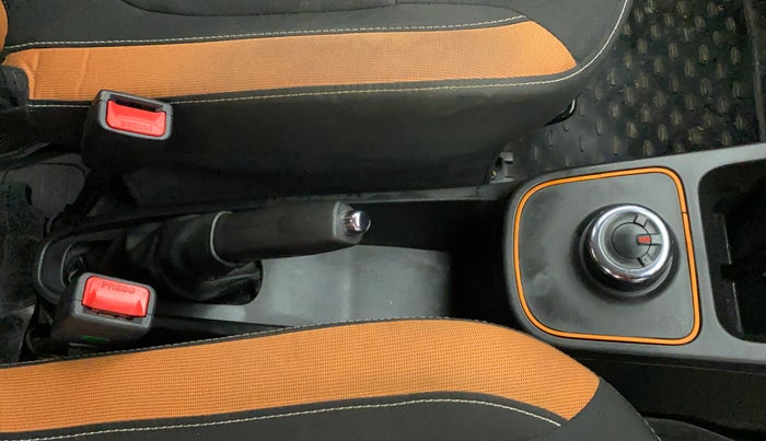 2021 Renault Kwid CLIMBER 1.0 AMT (O), Petrol, Automatic, 39,482 km, Gear Lever