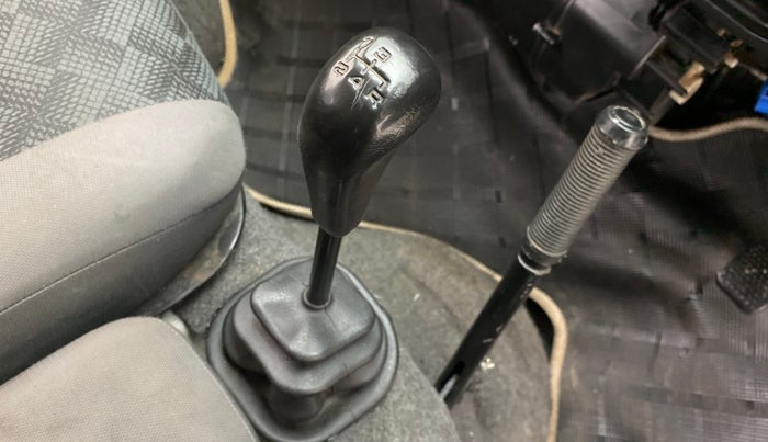 2014 Maruti OMNI E 8 STR, Petrol, Manual, 43,369 km, Gear Lever