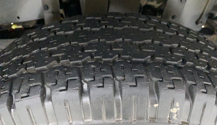 2017 Mahindra Thar CRDE 4X4 BS IV, Diesel, Manual, 36,346 km, Right Rear Tyre Tread