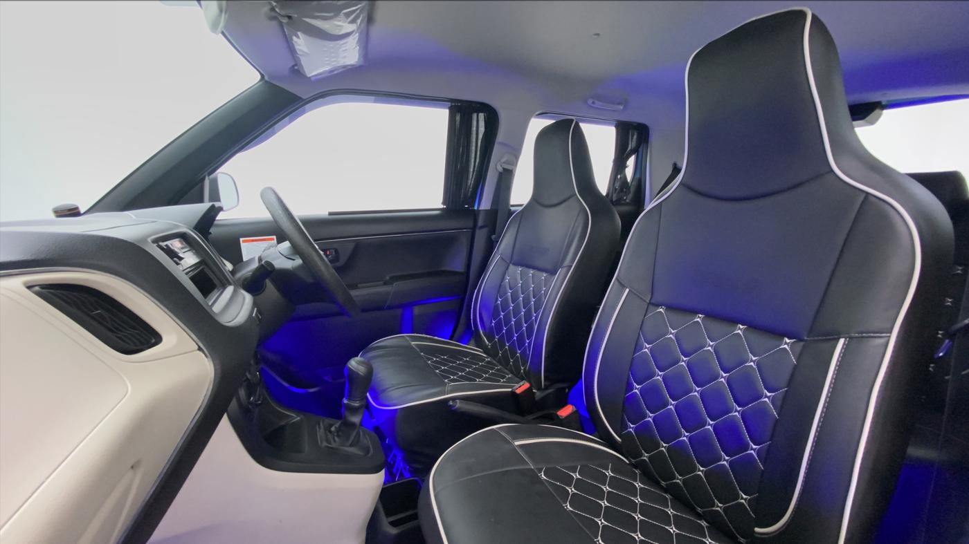 2022 Maruti New Wagon-R 1.0 Lxi (o) cng, CNG, Manual, 8,996 km, Right Side Front Door Cabin