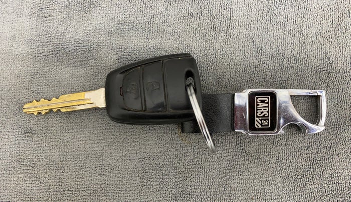 2019 Hyundai NEW SANTRO SPORTZ AMT, Petrol, Automatic, 91,857 km, Key Close Up