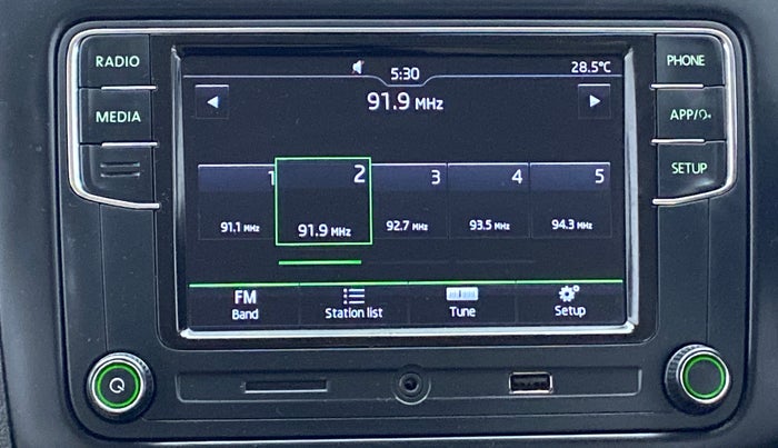 2018 Skoda Rapid STYLE 1.6 MPI MT, Petrol, Manual, 38,702 km, Infotainment System