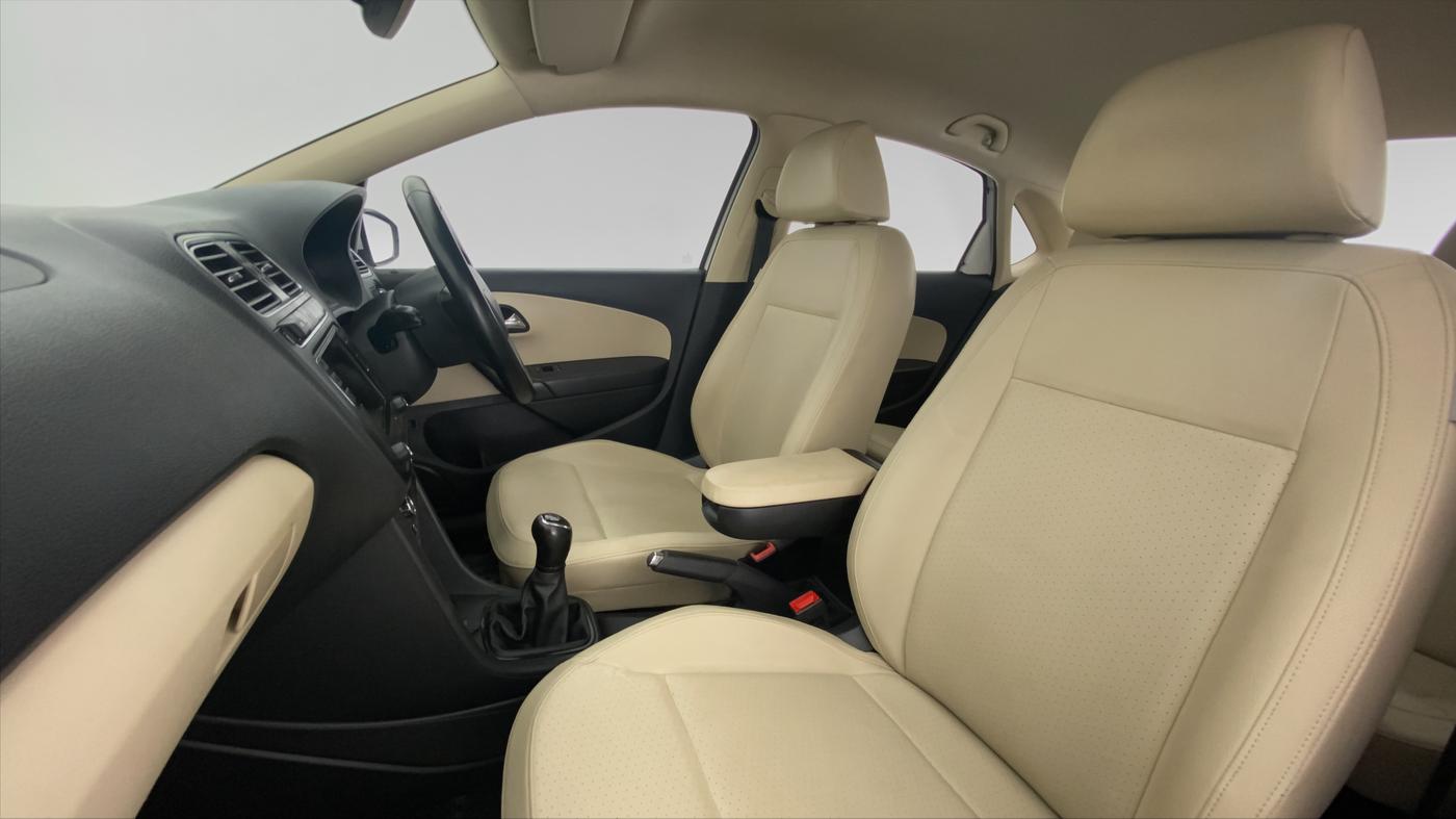 2018 Skoda Rapid STYLE 1.6 MPI MT, Petrol, Manual, 38,702 km, Right Side Front Door Cabin