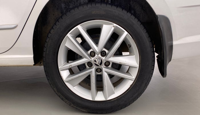 2018 Skoda Rapid STYLE 1.6 MPI MT, Petrol, Manual, 38,702 km, Left Rear Wheel