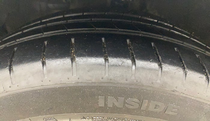 2013 Hyundai Verna FLUIDIC 1.6 VTVT SX, Petrol, Manual, 56,080 km, Left Front Tyre Tread