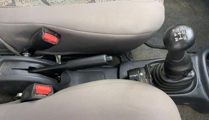 2010 Maruti Alto LXI, Petrol, Manual, 29,681 km, Gear Lever