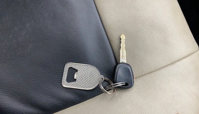 2014 Maruti Celerio VXI, Petrol, Manual, 1,26,121 km, Key Close Up