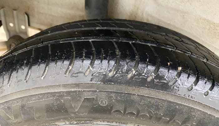 2021 Maruti S PRESSO VXI CNG, CNG, Manual, 75,118 km, Right Rear Tyre Tread