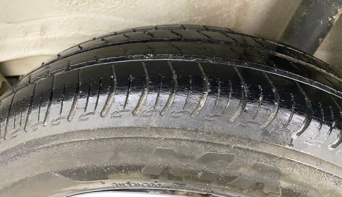 2021 Maruti S PRESSO VXI CNG, CNG, Manual, 75,118 km, Left Rear Tyre Tread