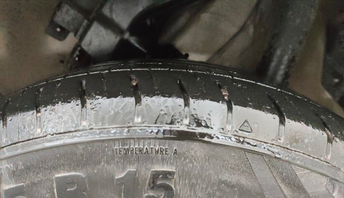 2023 Hyundai VENUE SX 1.2 PETROL, Petrol, Manual, 10,757 km, Left Rear Tyre Tread