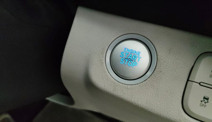 2023 Hyundai VENUE SX 1.2 PETROL, Petrol, Manual, 10,757 km, Keyless Start/ Stop Button