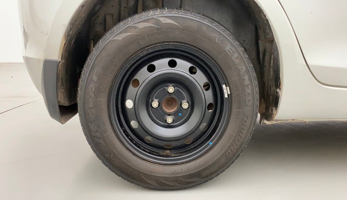 2013 Maruti Swift VDI, Diesel, Manual, 1,13,041 km, Right Rear Wheel