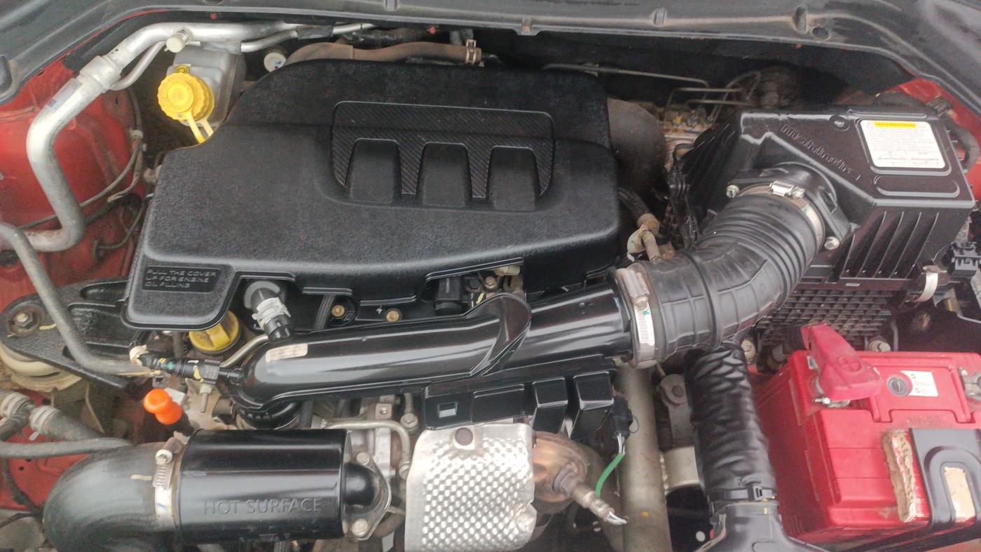 2019 Mahindra XUV300 W6 1.2 PETROL, Petrol, Manual, 43,459 km, Engine View