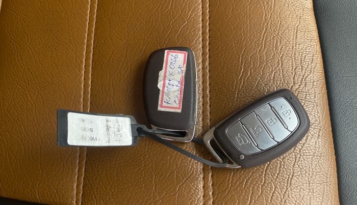 2022 Hyundai Creta SX 1.5 PETROL, Petrol, Manual, 76,557 km, Key Close Up