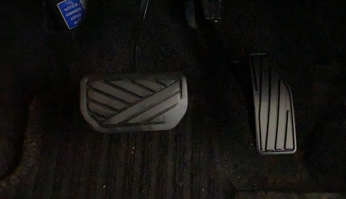 2021 Toyota Glanza G, Petrol, Manual, 35,609 km, Pedals