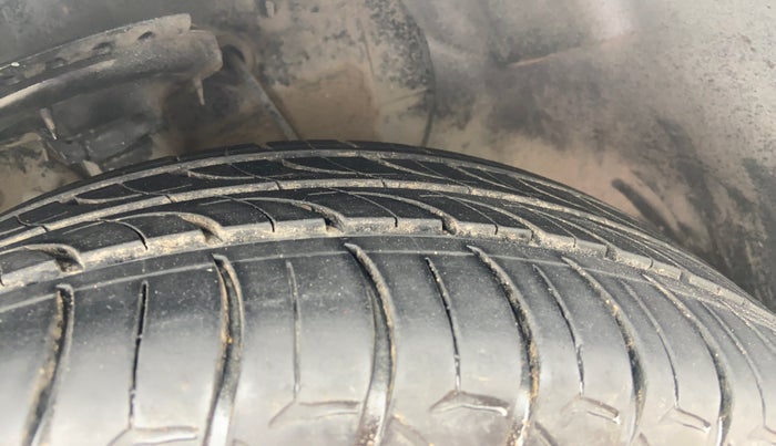 2019 Hyundai Elite i20 ASTA 1.4 CRDI (O), Diesel, Manual, 76,855 km, Right Front Tyre Tread