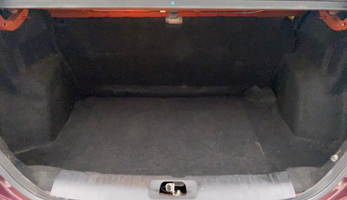 2016 Maruti Swift Dzire VXI, Petrol, Manual, 55,794 km, Boot Inside