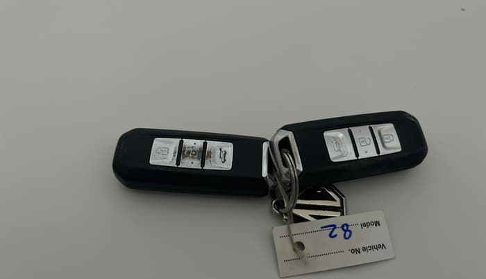 2020 MG HECTOR PLUS SHARP 1.5 PETROL TURBO DCT 6-STR, Petrol, Automatic, 52,464 km, Key Close Up